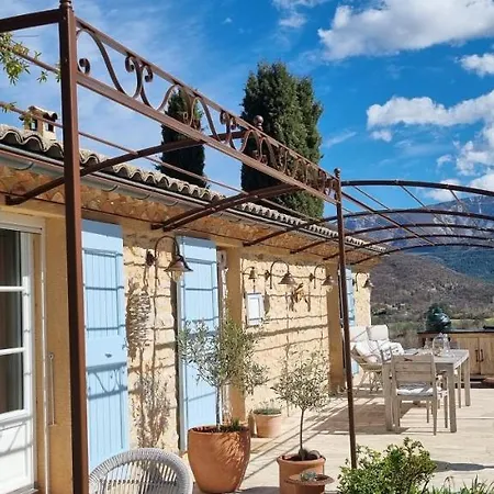 Mas Tulipe De Soie Bed & Breakfast Bevons